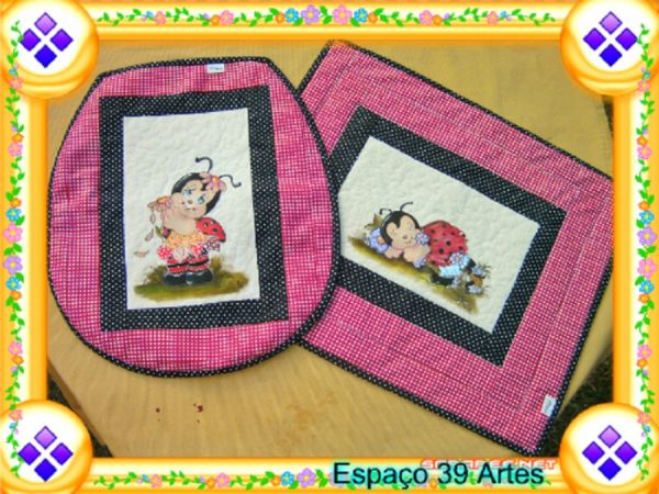 JOGOS DE BANHEIRO EM MATELASSE COM PINTURA